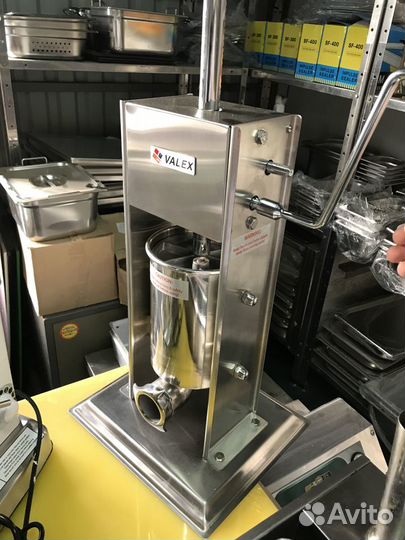 Колбасный шприц