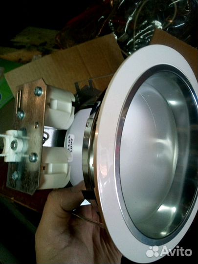 Светильник встраиваемый