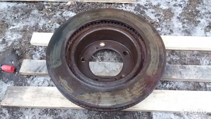 Диск тормозной передний Toyota Land Cruiser 200