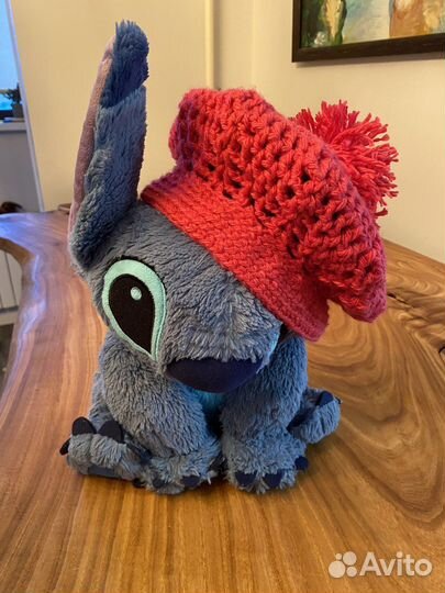 Берет новый малиновый вязаный крючком детский