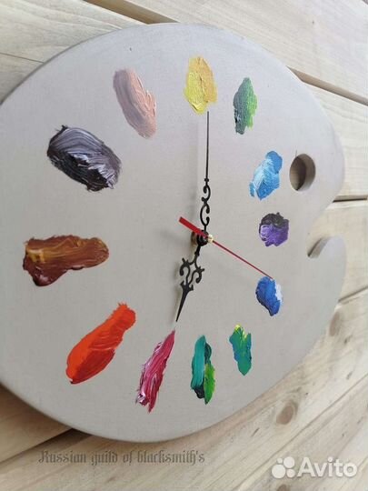 Часы ручной работы