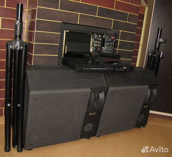Колонки KCS 1200W Усилитель Микшер Микрофон Стойки