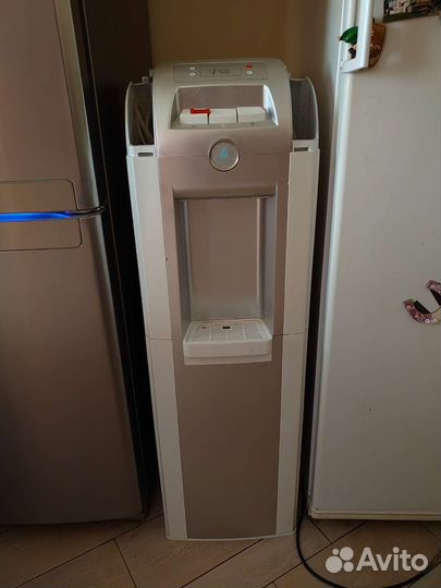 Кулер для воды напольный бу