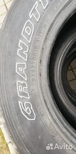 Dunlop Grandtrek AT3 245/70 R16