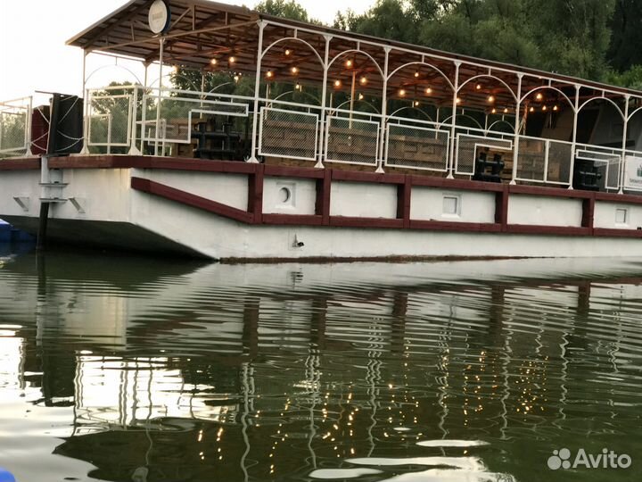 Баржа,плавучая пристань,кафе,бар, плавдача,дом