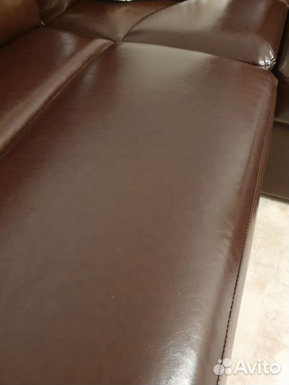 Диван угловой