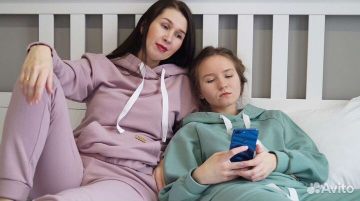 Спортивный костюм женский