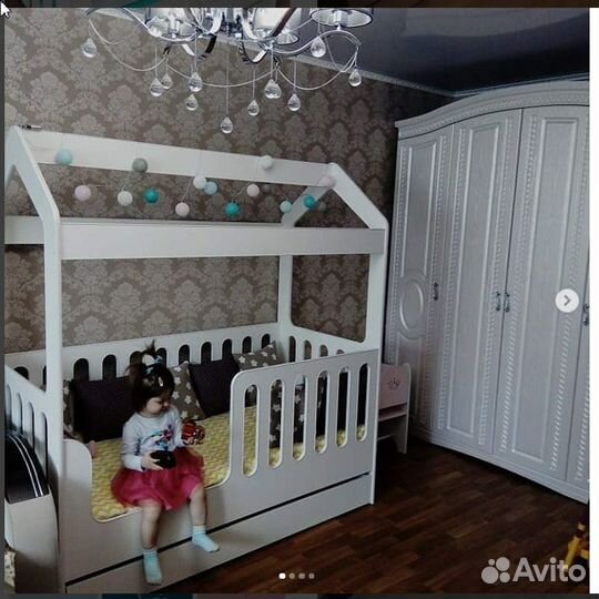 Кровать Домик