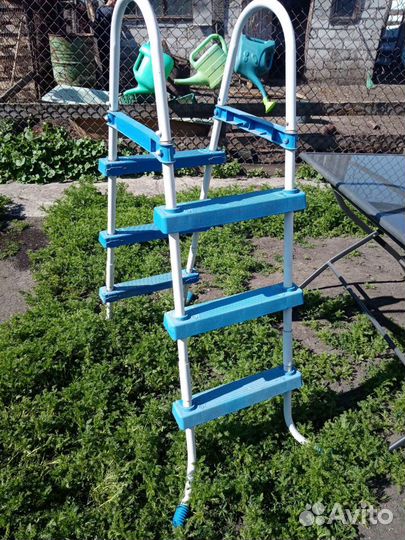 Лестница для каркасного бассейна бу