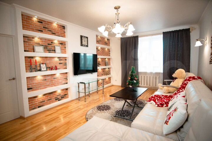 3-к. квартира, 100 м², 5/9 эт.