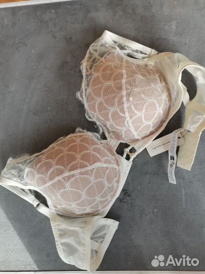 Intimissimi бюстгальтер новый 110B