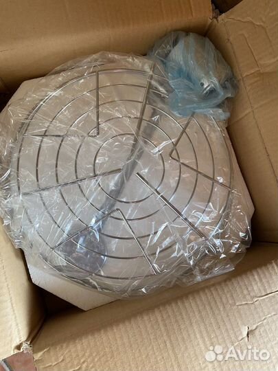 Полка центральная для барной стойки