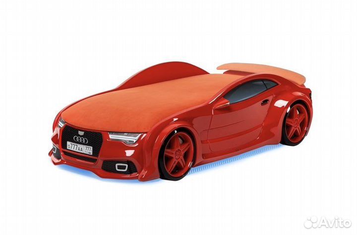 Детская кровать машинка