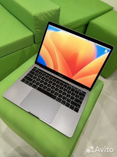 Apple MacBook Pro
