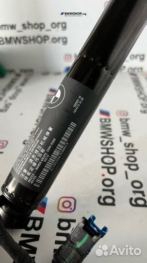 Амортизатор крышки багажника левый BMW X4 G02 2018