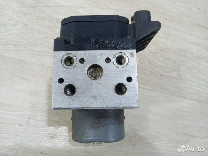 Блок ABS (насос) Audi A4 B5 1994-2001