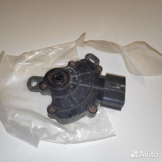 Датчик положения АКПП Honda