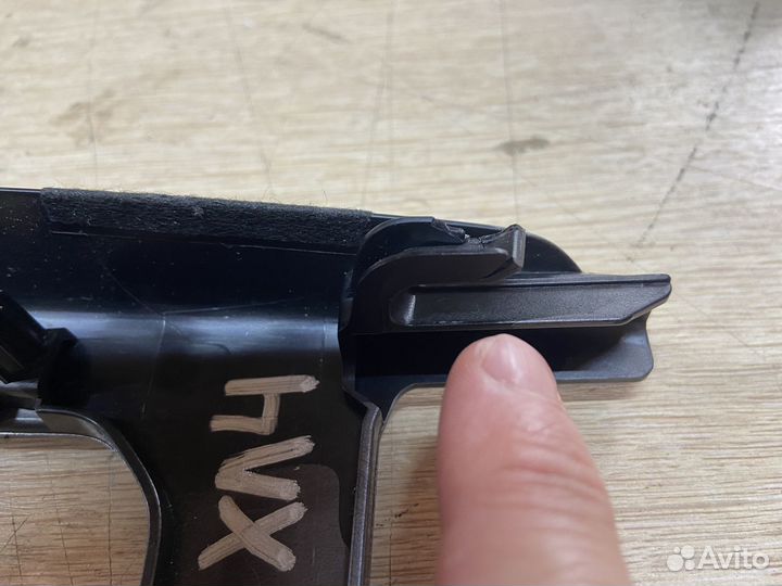 Накладка панели переключения передач Toyota Highla