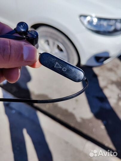 Блютуз наушники JBL