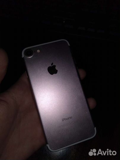 Телефон iPhone 7 128gb
