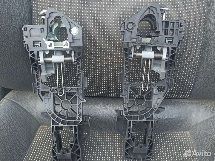 Volkswagen passat b6.CC.скилед ручки водителя