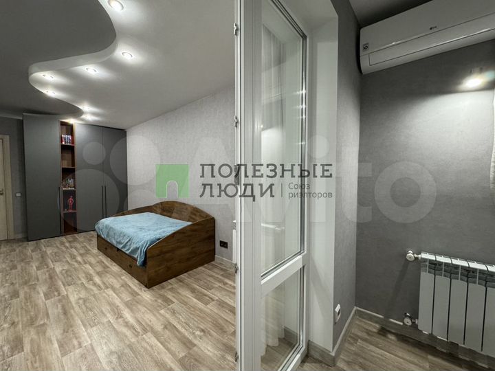 3-к. квартира, 81,8 м², 7/10 эт.