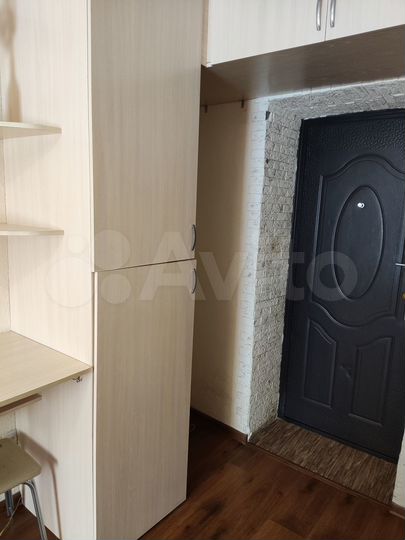 Комната 14,4 м² в 5-к., 1/2 эт.