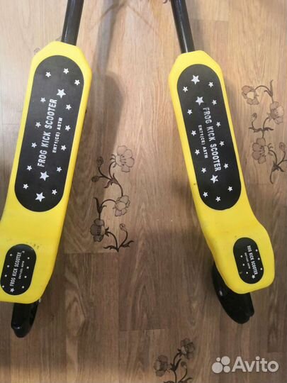 Самокат взрослый инерционный