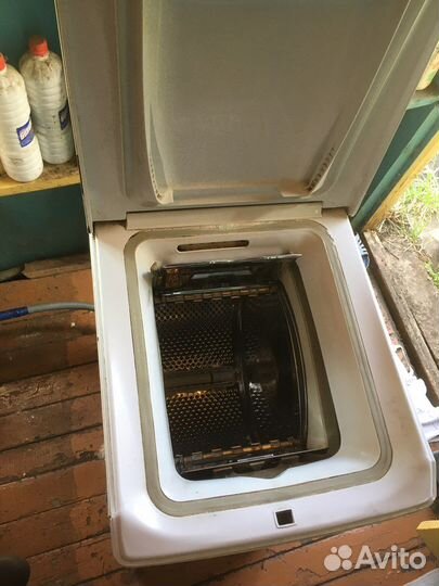 Стиральная машина с вертикальной загрузкой