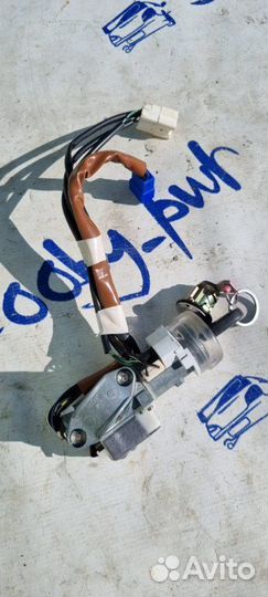 Замок зажигания Subaru Forester SG5 EJ-205 2007