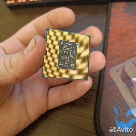 Процессор i3 8100