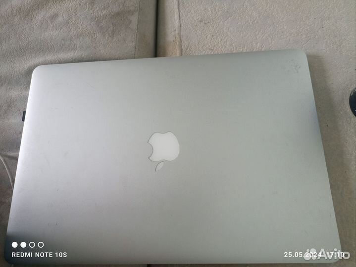 Apple MacBook Air (retina, 15-inch, mid 2014)