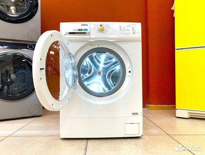 Стиральная машина бу Zanussi. На гарантии