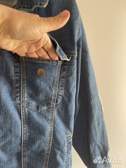 Джинсовая куртка