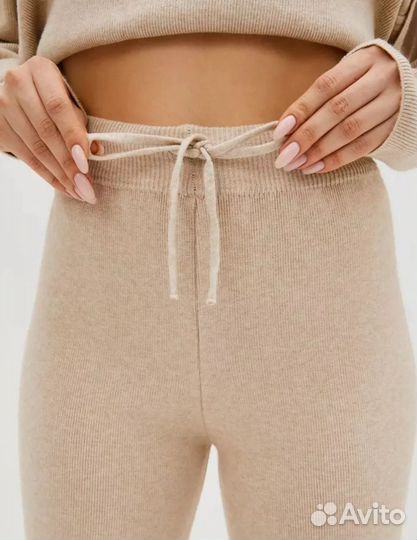 Брючный костюм вязаный