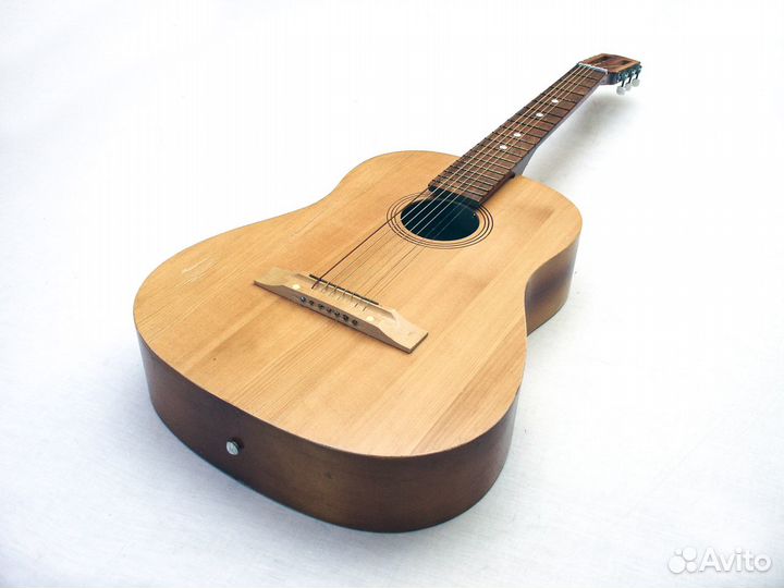 Семиструнные гитары