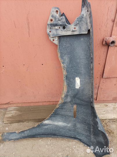 Крылья передние тайота камри 40