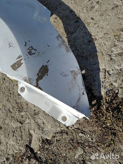 Крыло переднее правое Kia Rio 4