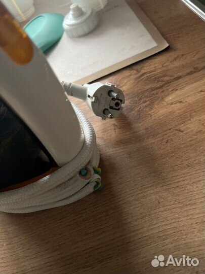 Отдам Утюг Philips
