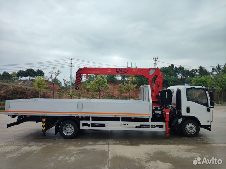 Isuzu Elf (N-series) с КМУ, 2024