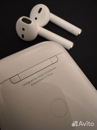 Продам apple AirPods 2