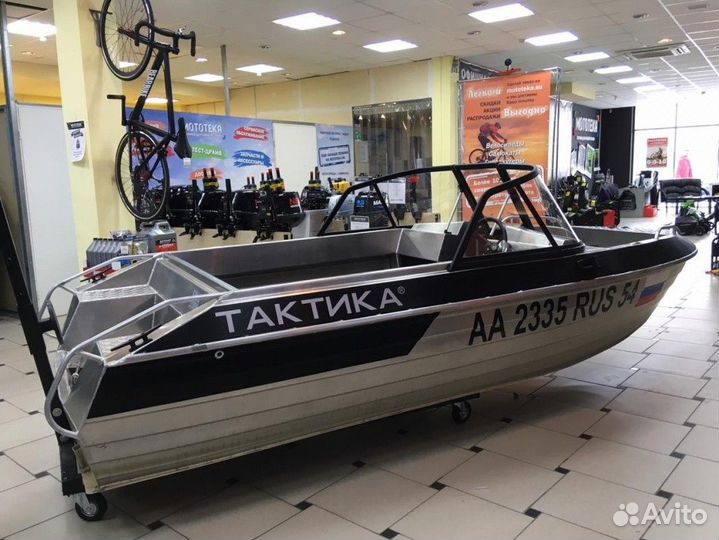Алюминиевая моторная лодка Тактика-430 DC