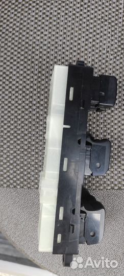 Блок управления стеклоподемниками нисан Инфинити