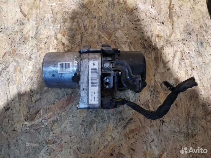 Jeep Grand Cherokee wk2 насос Гур