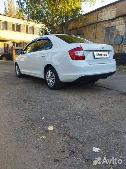 Skoda Rapid 1.6 AT, 2017, 206 000 км