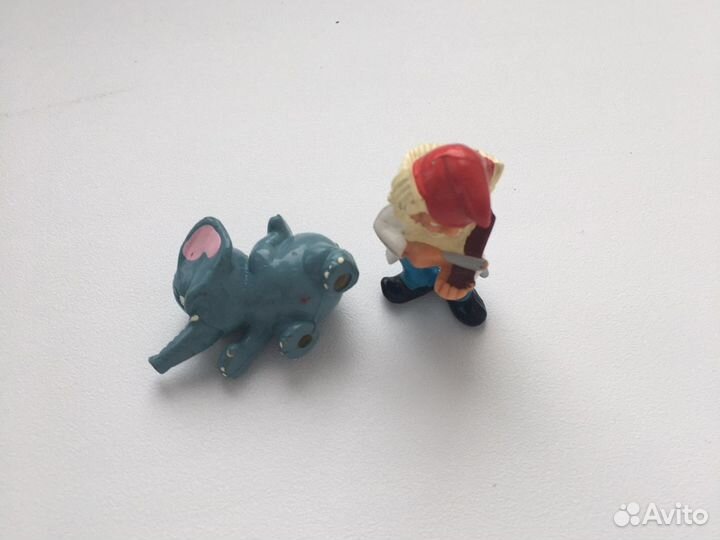 Киндер сюрприз, чупа чупс из 90-х годов