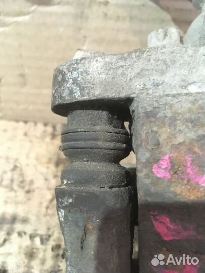 Суппорт тормозной передний правый ваз (LADA) Prior