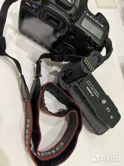 Зеркальный фотоаппарат Canon eos 40d