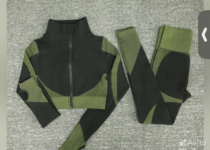 Костюм для фитнеса