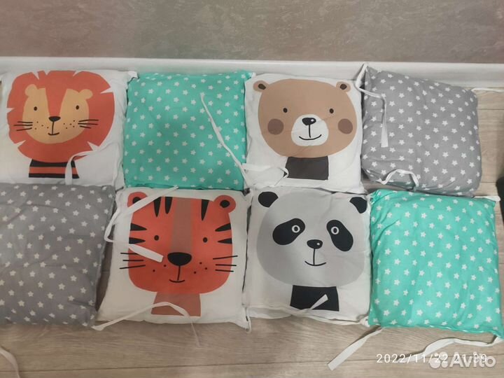 Бортики в кроватку 12 штук